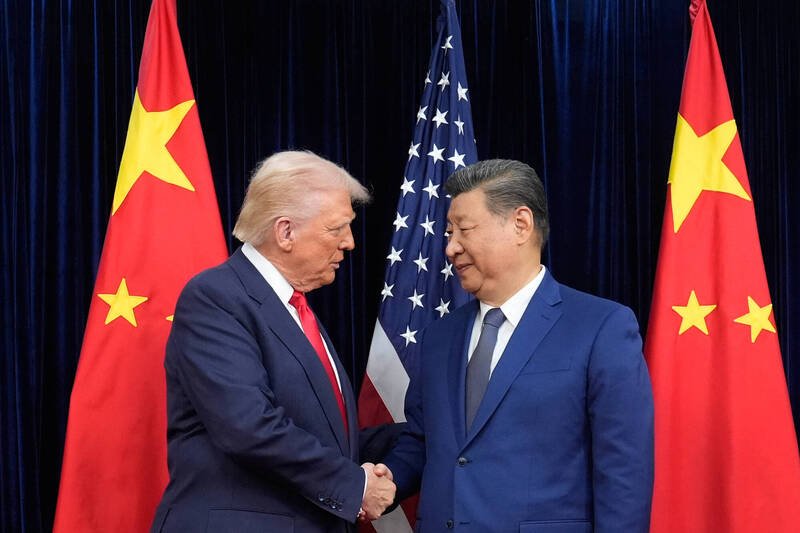 川普与习近平去年10月在南韩釜山会面。（美联社）