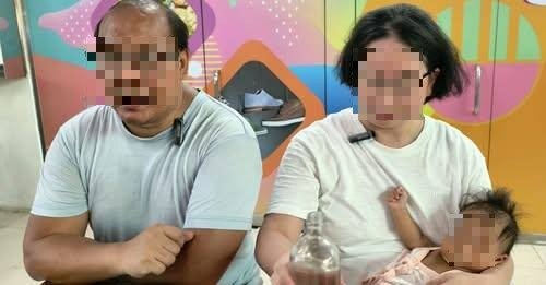 一对香港未婚父母4月在家中自行分娩产下幼子后，因拒绝提交DNA检测报告证明血缘关系，造成幼子沦为无身分婴儿。引发社会关注后，他们2日遭香港警方依「疏忽照顾儿童罪」拘捕。（撷自「Save Lily」脸书）