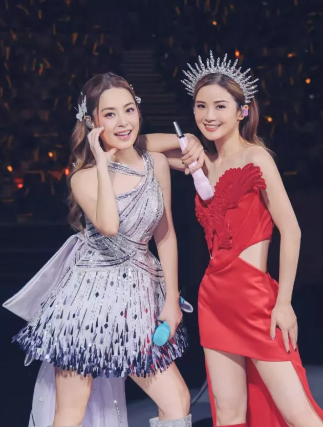 阿娇晒出香港的豪宅,全屋布置温馨舒适,富有少女气息