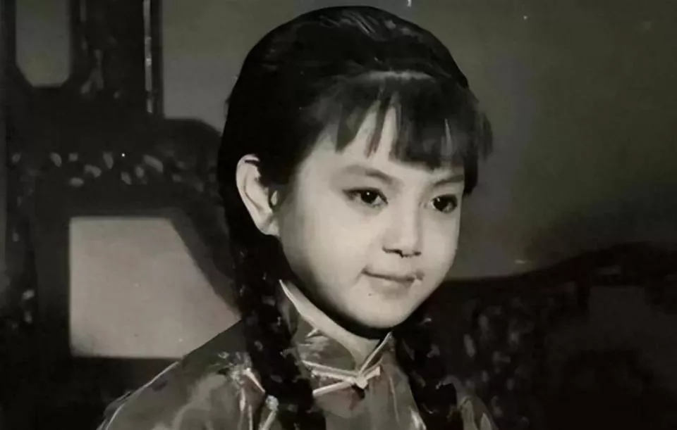 她嫁豪门生5子后丈夫爱上王祖贤,婆婆霸气给4亿离婚费